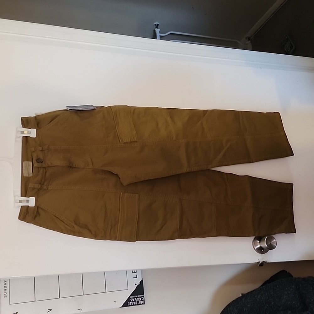 Womens size 2S Universal Thread Cargo Jeans NWT